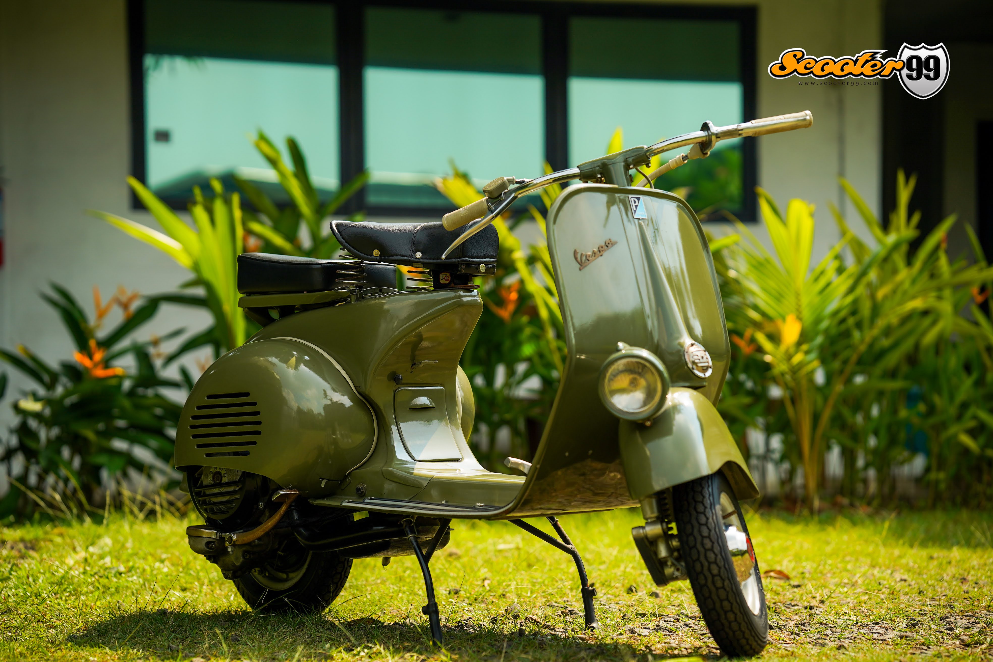 Vespa Faro Basso 150cc – side view Scooter99